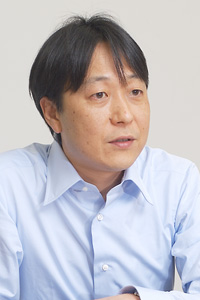R莁